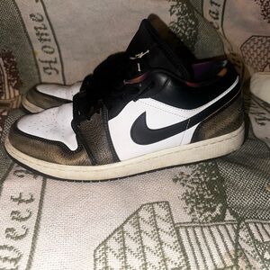 Jordan 1 low SE wear away yellow sz 10